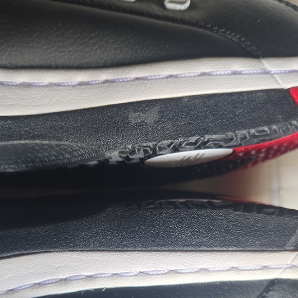 Jordan Ol' School Black & Red High Tops - Picture 9 of 15